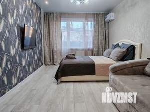 1-к квартира, посуточно, 40м2, 4/10 этаж