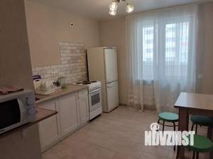 1-к квартира, посуточно, 40м2, 16/27 этаж