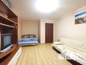 1-к квартира, посуточно, 40м2, 1/5 этаж