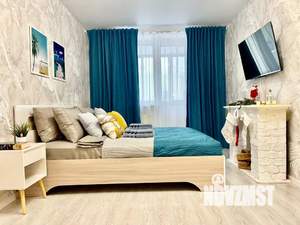 1-к квартира, посуточно, 38м2, 3/3 этаж