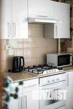 1-к квартира, посуточно, 41м2, 8/10 этаж