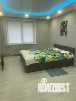 1-к квартира, посуточно, 37м2, 1/10 этаж