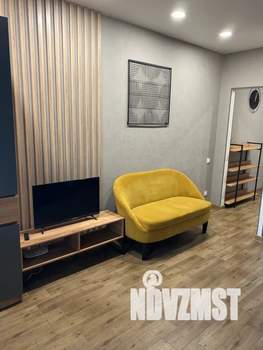 Студия квартира, посуточно, 35м2, 15/24 этаж