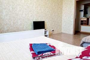 1-к квартира, посуточно, 42м2, 10/16 этаж