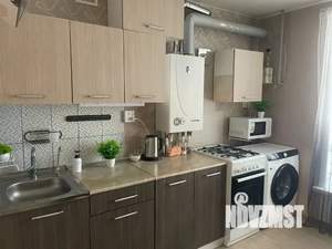 1-к квартира, посуточно, 30м2, 1/3 этаж