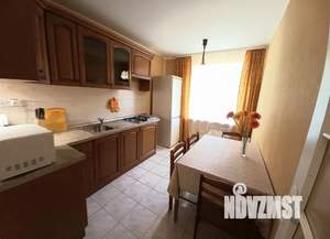 2-к квартира, посуточно, 51м2, 3/6 этаж