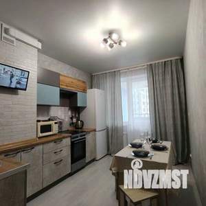 2-к квартира, посуточно, 68м2, 1/1 этаж