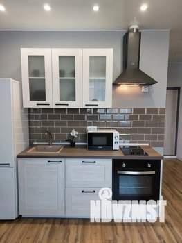 Студия квартира, посуточно, 35м2, 18/18 этаж