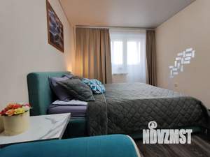 1-к квартира, посуточно, 42м2, 2/10 этаж