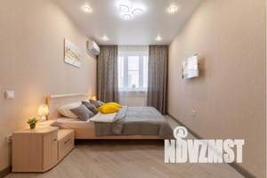 1-к квартира, посуточно, 35м2, 10/25 этаж