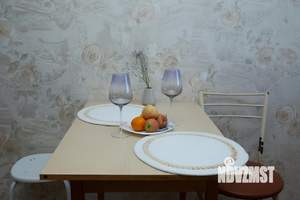 2-к квартира, посуточно, 63м2, 9/25 этаж