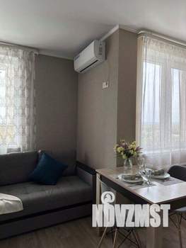 1-к квартира, посуточно, 37м2, 1/1 этаж