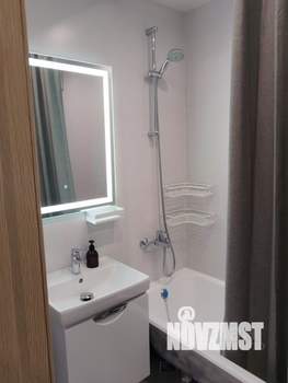 1-к квартира, посуточно, 38м2, 3/10 этаж