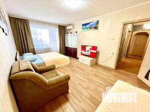 2-к квартира, посуточно, 68м2, 1/1 этаж