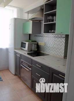 2-к квартира, посуточно, 48м2, 1/1 этаж