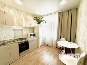 1-к квартира, посуточно, 35м2, 6/9 этаж