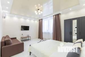 1-к квартира, посуточно, 40м2, 16/25 этаж
