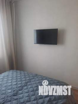 Студия квартира, посуточно, 40м2, 10/18 этаж