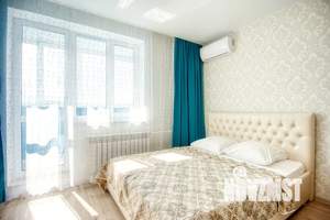 Студия квартира, посуточно, 33м2, 22/24 этаж