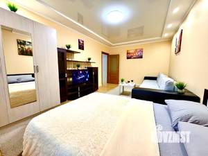 2-к квартира, посуточно, 75м2, 3/18 этаж