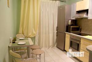 1-к квартира, посуточно, 34м2, 8/12 этаж