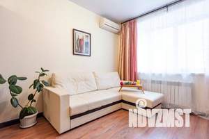 2-к квартира, посуточно, 40м2, 8/18 этаж