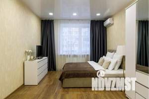 1-к квартира, посуточно, 50м2, 7/18 этаж