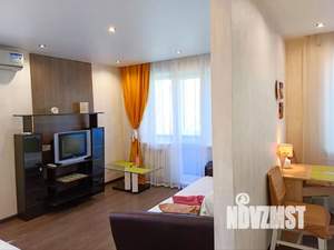 1-к квартира, посуточно, 35м2, 4/5 этаж