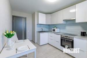 1-к квартира, посуточно, 48м2, 1/1 этаж