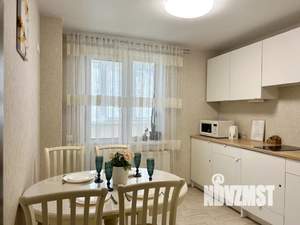 1-к квартира, посуточно, 38м2, 19/27 этаж