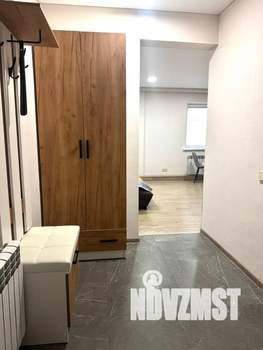 Студия квартира, посуточно, 35м2, 1/2 этаж