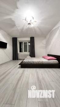1-к квартира, посуточно, 55м2, 2/10 этаж