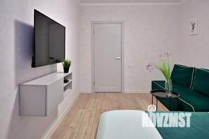 1-к квартира, посуточно, 42м2, 1/1 этаж