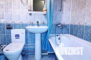 2-к квартира, посуточно, 59м2, 6/9 этаж