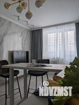 2-к квартира, посуточно, 75м2, 1/1 этаж