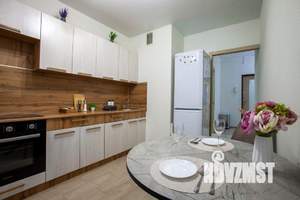 1-к квартира, посуточно, 46м2, 1/1 этаж