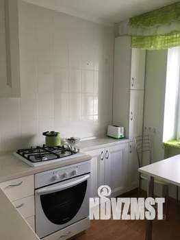 1-к квартира, посуточно, 40м2, 7/16 этаж