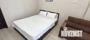 Студия квартира, посуточно, 44м2, 3/25 этаж