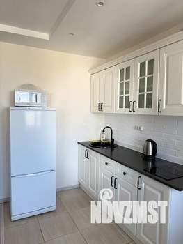 Студия квартира, посуточно, 31м2, 18/25 этаж