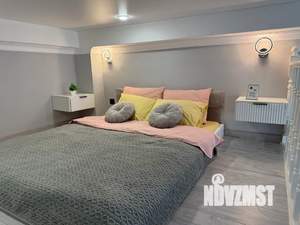 Студия квартира, посуточно, 35м2, 2/3 этаж