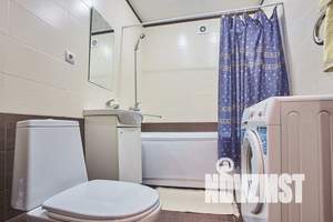 1-к квартира, посуточно, 42м2, 8/10 этаж