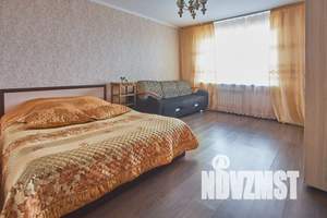 1-к квартира, посуточно, 42м2, 8/10 этаж