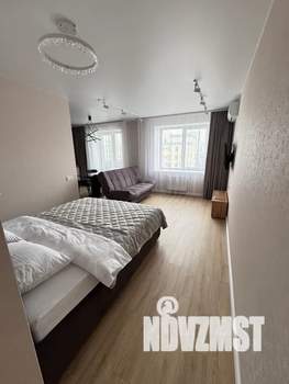 Студия квартира, посуточно, 44м2, 10/17 этаж