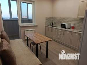 1-к квартира, посуточно, 40м2, 12/23 этаж