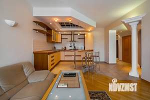 1-к квартира, посуточно, 65м2, 4/10 этаж