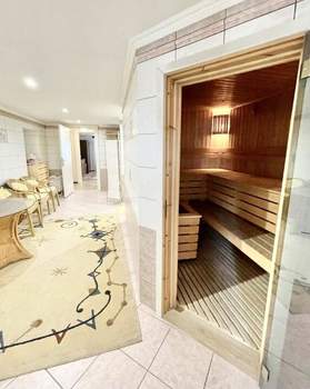 3-к квартира, на длительный срок, 220м2, 10/10 этаж