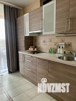 1-к квартира, посуточно, 45м2, 16/24 этаж