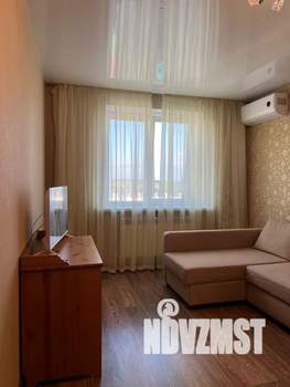 1-к квартира, посуточно, 37м2, 3/3 этаж