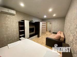 1-к квартира, посуточно, 40м2, 5/19 этаж