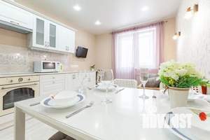 1-к квартира, посуточно, 47м2, 2/10 этаж